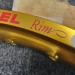 BL649 21x1.60 36H Gold